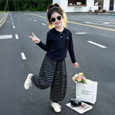 批发女<b class='q'>童</b><b class='q'>超</b>好看套<b class='q'>装</b>春秋款2026新款女孩韩系帽衫儿<b class='q'>童</b>秋装灯笼裤两件套