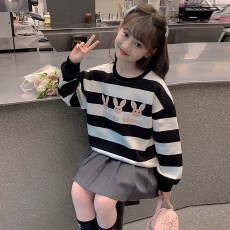 批发女童2026新款春款套装新时髦超洋气儿童两件套<b class='q'>牛仔裤</b>套装