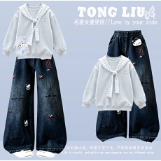 批发女童超好看印花披肩圆领卫衣<b class='q'>秋</b>冬2026新款小个子洋气爆款外套潮
