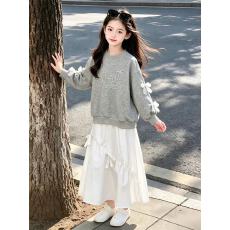 批发韩国<b class='q'>女</b><b class='q'>童</b><b class='q'>时髦</b><b class='q'>套装</b><b class='q'>2026</b>秋超好看时尚上衣裙子两件套华棉复合牛奶丝