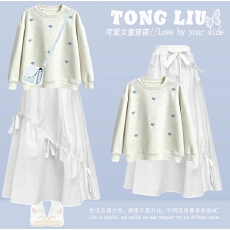 批发韩国<b class='q'>女</b><b class='q'>童</b><b class='q'>时髦</b><b class='q'>套装</b><b class='q'>2026</b>秋超好看时尚上衣裙子两件套华棉复合牛奶丝