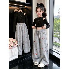 批发<b class='q'>女童</b>裤子2026春秋新款涂鸦满印运动卫裤中大童韩系穿搭两穿阔腿裤