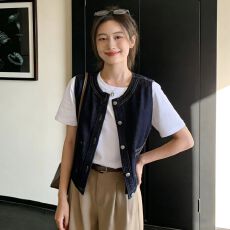 批发美式<b class='q'>百搭</b>气质复古无袖牛仔马甲女春季叠穿坎肩外搭显瘦短款上衣潮