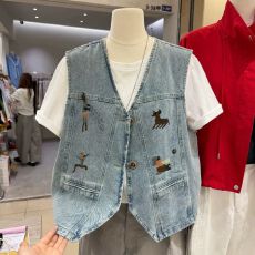 批发2026夏季新款牛仔马甲女宽松刺绣短外套<b class='q'>百搭</b>叠穿背心减龄洋气显瘦