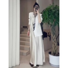 批发超轻盈阔版纯色<b class='q'>西服</b><b class='q'>外套</b>！高智感<b class='q'>外套</b>新款简约无领西装