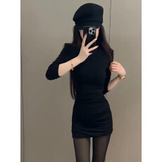 批发御姐风黑色长袖<b class='q'>连衣裙</b>女2025秋冬新款修身显瘦气质辣妹包臀短裙潮