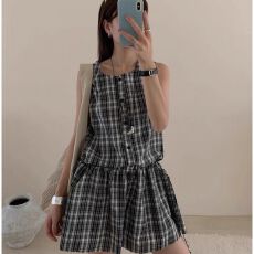 批发外贸复古格子背心<b class='q'>连衣裙</b>女夏季新款设计感抽绳系带显瘦A字短裙