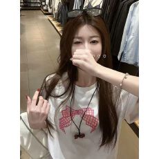 批发宽松版原版外贸韩版复古字母印花宽松大码<b class='q'>短袖</b><b class='q'>T</b><b class='q'>恤</b>百搭休闲上衣