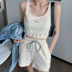 批发休闲<b class='q'>运动服</b>套装女2026新款时尚瑜伽健身房跑步背心短裤修身两件套