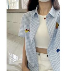 批发已出货韩系刺绣蓝色<b class='q'>格子</b>短袖衬衫女夏季新款宽松显瘦穿搭甜美开衫