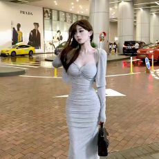 批发已出货性感褶皱收腰吊带连衣裙女秋<b class='q'>冬</b>新款修身显瘦长袖开衫两件套