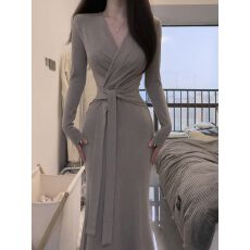 批发2026新款V领绑带长袖针织连衣裙子女秋装修身显瘦气质<b class='q'>长裙</b><b class='q'>包臀</b>裙
