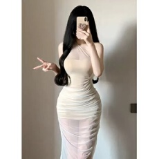 批发纯欲风辣妹性感斜肩紧身包臀裙2026<b class='q'>夏季</b>新款御姐独特绝美收腰<b class='q'>长裙</b>