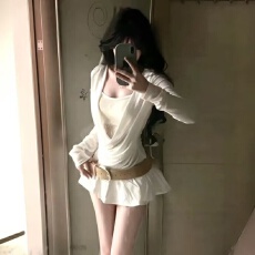 批发纯欲性感风蕾丝拼接长袖上衣高腰半身裙两件套女秋<b class='q'>冬</b>季甜辣妹套装