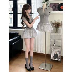 批发设计感小众polo领针织拼接波点<b class='q'>花苞</b>短裙超好看收腰<b class='q'>连衣裙</b>2026春季