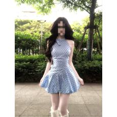 批发法式辣妹蓝色波点挂脖<b class='q'>连衣裙</b>女夏季设计感显瘦公主裙收腰<b class='q'>蓬蓬</b>裙子
