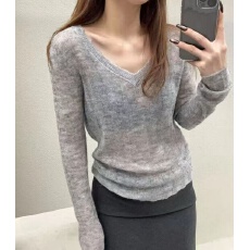 2025新款高级气质v领长袖针织衫T恤女秋冬修身打底衫内搭上衣