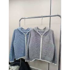 批发<b class='q'>韩版</b>水波蓝条纹开衫2025秋冬新款连帽拉链宽松慵懒风毛衣外套女