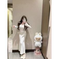 批发落日人鱼湾坑条针织<b class='q'>连衣裙</b>女秋季V领复古<b class='q'>喇叭袖</b>腰带收腰