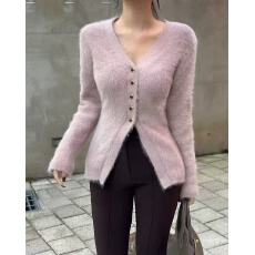 批发<b class='q'>韩国</b>26春新 轻熟风优雅大V领单排扣质感毛绒针织短外套毛衣