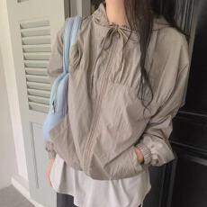 批发<b class='q'>夏</b>季新款女款轻薄透气连帽防晒衣外套百搭显瘦