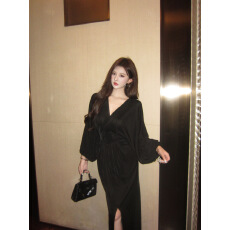 批发有货 V领蓬蓬袖开叉<b class='q'>连衣裙</b>女夏季新款修身显瘦高级感包臀长裙