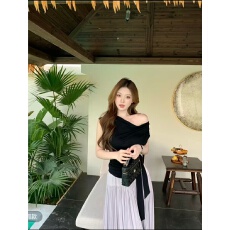 批发大码 <b class='q'>夏</b>季新款气质设计感荡领绑定修身T恤上衣