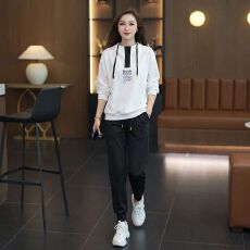 批发时尚洋气2026春秋新款连帽宽松卫衣束脚裤休闲<b class='q'>大码</b>运动两件套装女