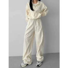 批发休闲运动防晒服套装<b class='q'>女</b>夏季新款高级感轻薄透气防晒衣两件套跑步服