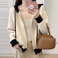 批发高档洋气连帽休闲拼色短外套女2025秋冬新款韩系开衫简约百搭上衣