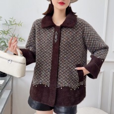 批发洋气<b class='q'>妈妈装</b>加厚保暖仿水貂绒短外套中老年人女秋冬宽松加大码<b class='q'>上衣</b>