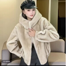 批发东大门实拍女士新品人气热卖休闲25<b class='q'>秋</b>冬推荐夹克皮草