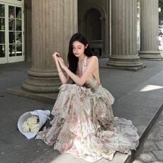 批发For Fay 晨露蔷薇园/法式度假风<b class='q'>印花</b>挂脖雪纺蛋糕长裙女V领<b class='q'>连衣裙</b>