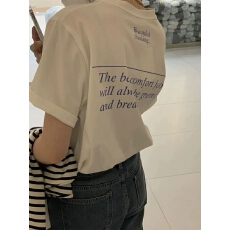 批发<b class='q'>韩国</b>东大门<b class='q'>代购</b>25夏新款字母印花宽松休闲短袖舒适<b class='q'>T</b><b class='q'>恤</b>