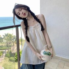 批发天猫抖音质量复古吊带背心夏季设计感小众<b class='q'>宽松</b>短款裙子娃娃衫上衣