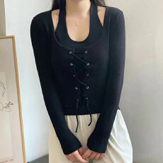 批发纯欲辣妹韩版挂脖露肩系带假两件长袖上衣氛围感短款