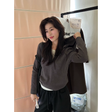 批发天猫抖音质量美式新款连帽假两件打底针织衫女秋冬毛衣短款上衣