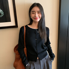 批发天猫抖音质量2025新款秋季圆领撞色针织开衫女设计感小众气质上衣