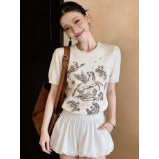 批发S- XL轻奢高端货~重工小马短袖<b class='q'>T</b><b class='q'>恤</b>女2026夏季新款独特修身上衣