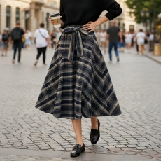 批发2025秋冬新款复古格纹系带蝴蝶结松紧腰<b class='q'>显瘦</b>百搭长款a字半身裙女