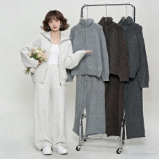 批发胖妹妹爆街款休闲针织<b class='q'>套装</b>大码女装2026早春秋款时尚撞色运动阔腿