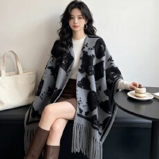 批发冷淡风灰调抽象图案披肩女秋冬加厚流苏斗篷通勤出游氛围感外搭