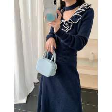 批发复古<b class='q'>可爱</b>纯欲甜美<b class='q'>连衣裙</b>女秋冬新款气质灰色内搭针织两件套长裙子