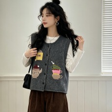 批发早秋韩系童趣茶壶刺绣针织<b class='q'>马甲</b>软糯羊驼毛圆领开衫背心叠穿上衣女