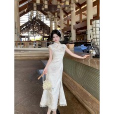 批发Blovelan青鸟衔芳 新中式重工花鸟刺绣提花改良旗袍蕾丝拼接长<b class='q'>裙</b>