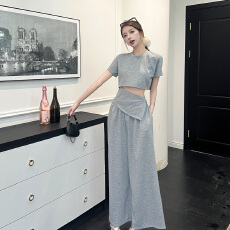 批发韩系减龄时尚套装女夏季简约不规则短袖t恤宽松<b class='q'>休闲</b>阔腿裤两件套