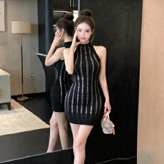 批发粉色高领无袖背心连衣裙女夏季麻花修身针织裙子辣妹收腰包臀短裙