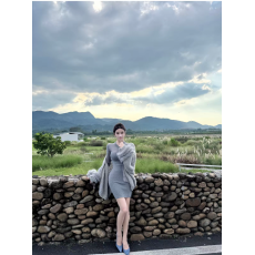 批发纯欲风名媛气质圆领长袖打底连衣<b class='q'>裙</b>性感辣妹修身显瘦针织包臀短<b class='q'>裙</b>