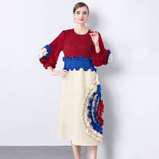 批发三宅<b class='q'>欧美</b>跨境重工钉珠立体花朵盘花宽松显瘦褶皱连衣裙木耳边长裙