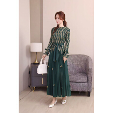 批发<b class='q'>欧美</b>东南亚跨境三宅烫金立体花朵装饰高腰绑带木耳边百褶褶皱长裙